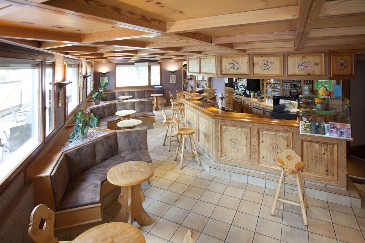 Hotel La Vanoise Bessans Exterior photo