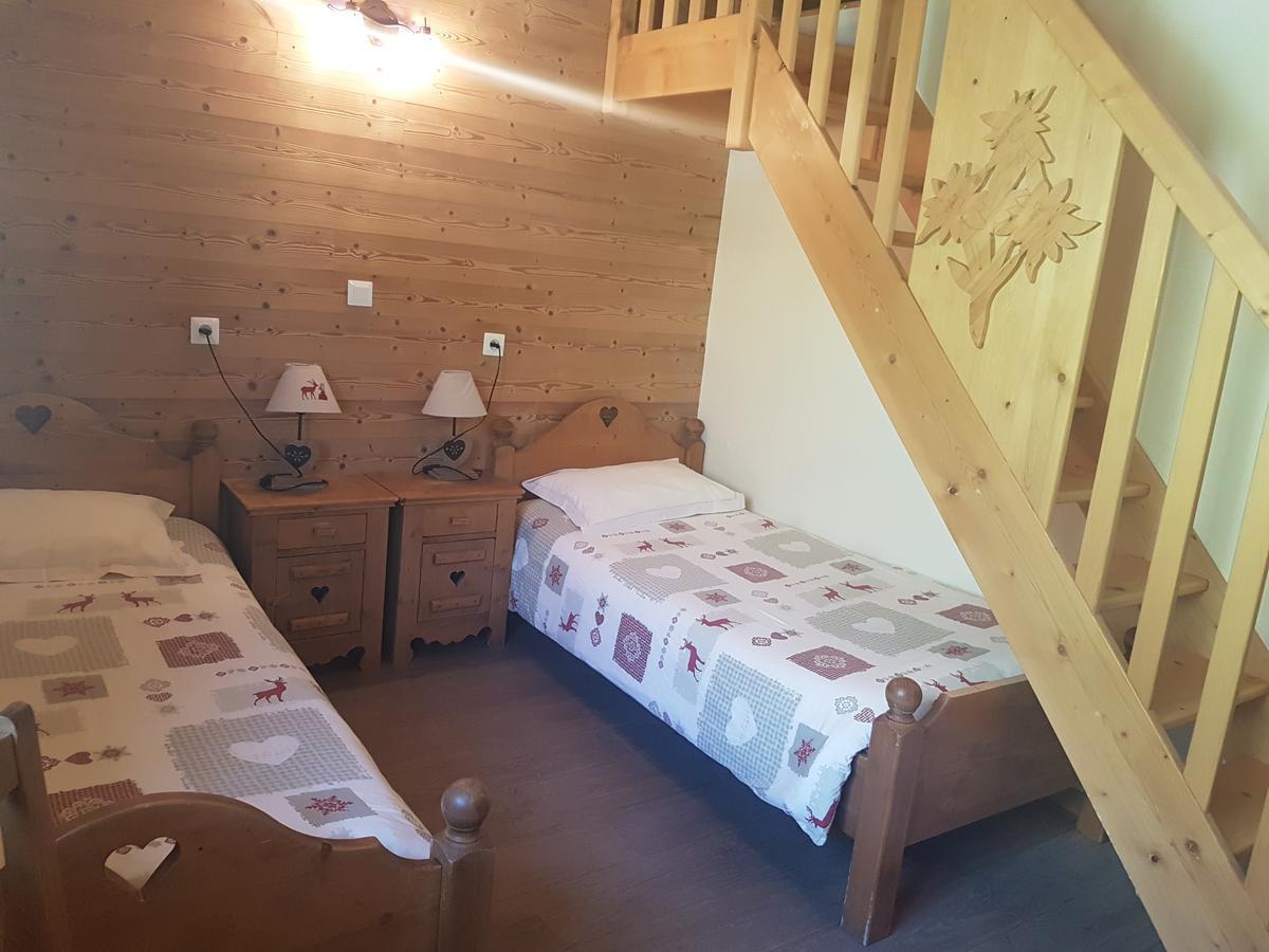 Hotel La Vanoise Bessans Exterior photo