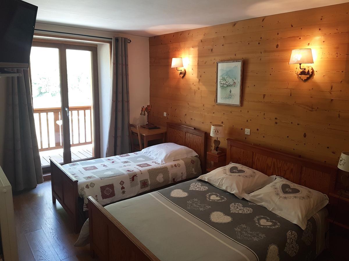 Hotel La Vanoise Bessans Exterior photo
